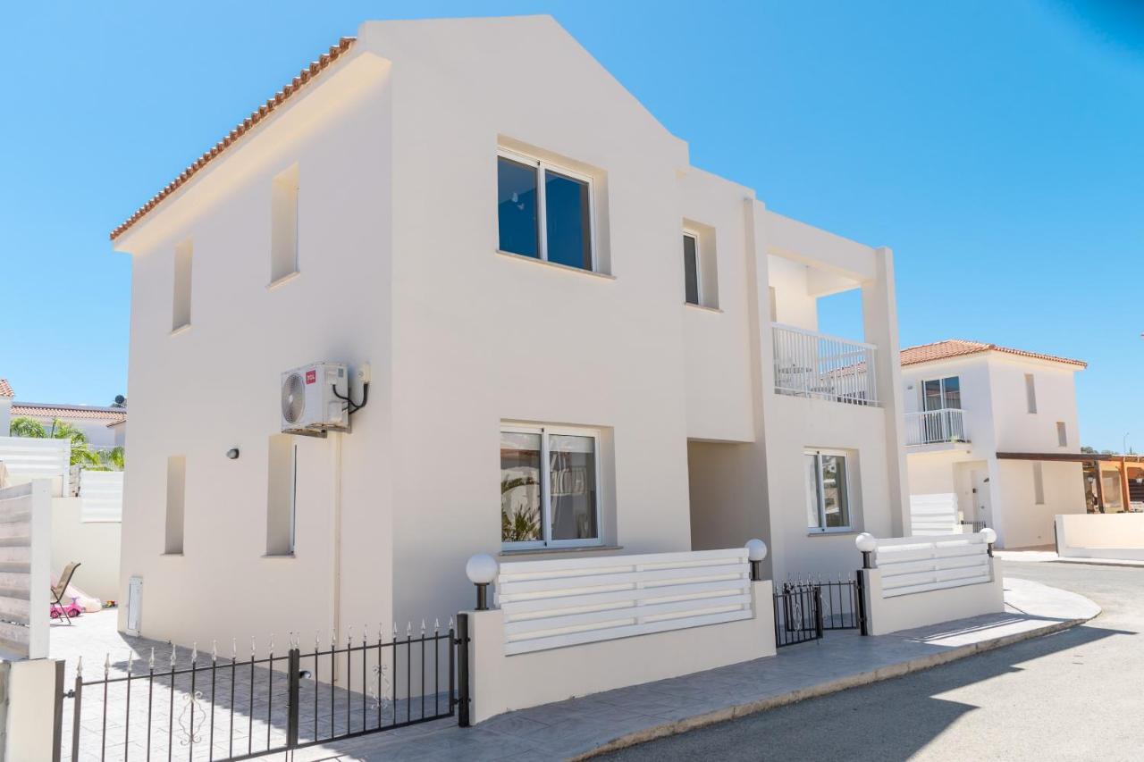Dafni Villa Ekaterina 3 Bdrm Protaras Exterior foto