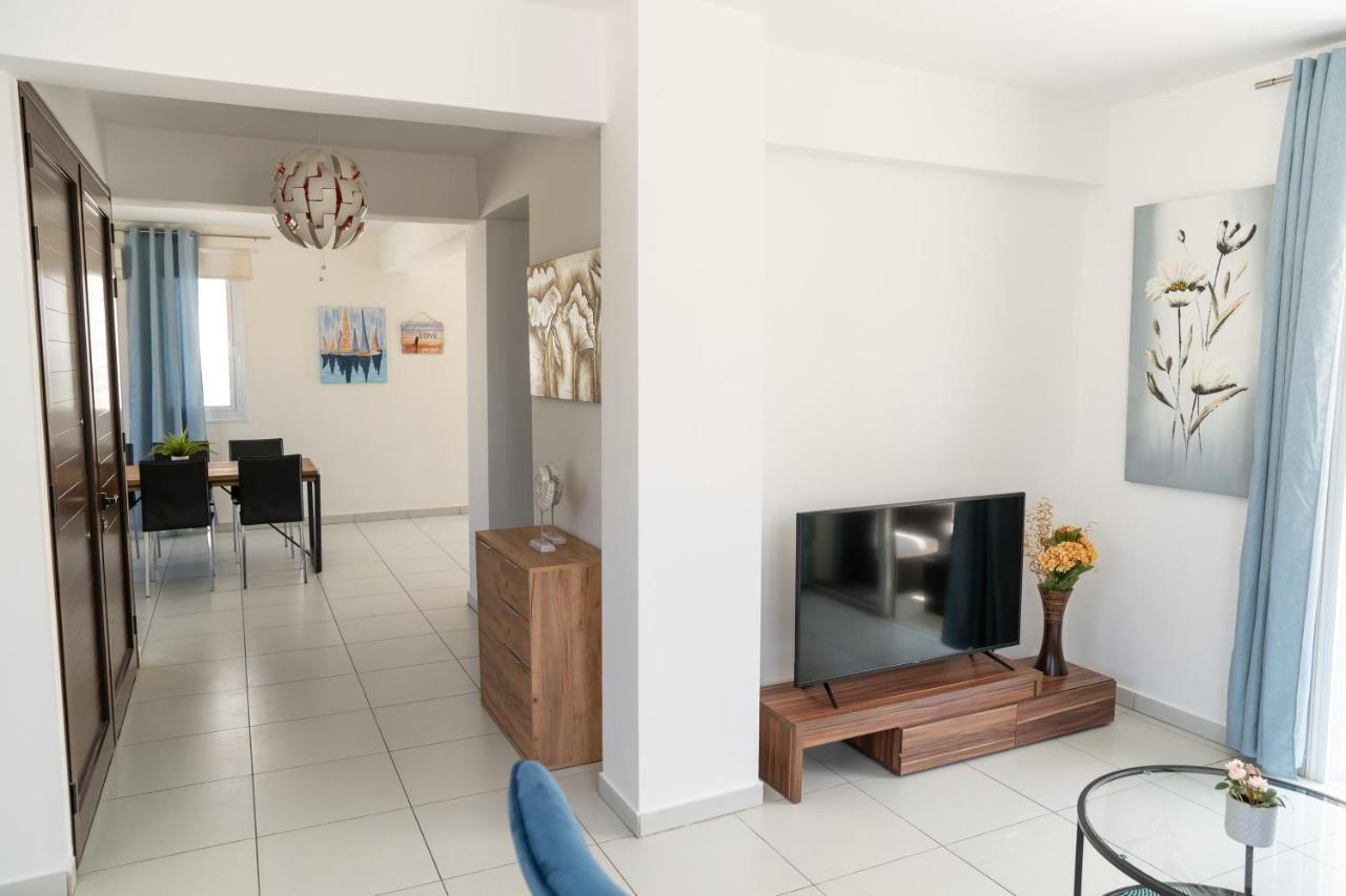 Dafni Villa Ekaterina 3 Bdrm Protaras Exterior foto