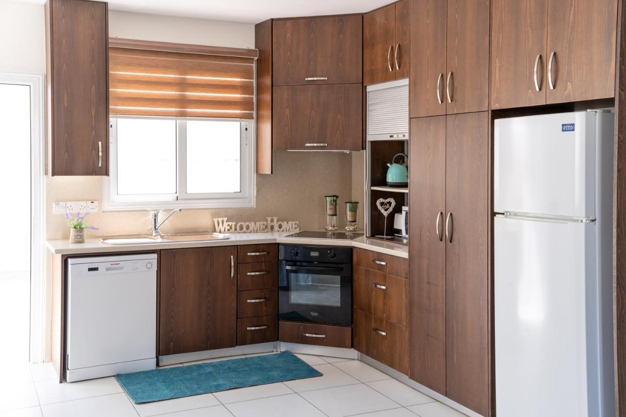 Dafni Villa Ekaterina 3 Bdrm Protaras Exterior foto