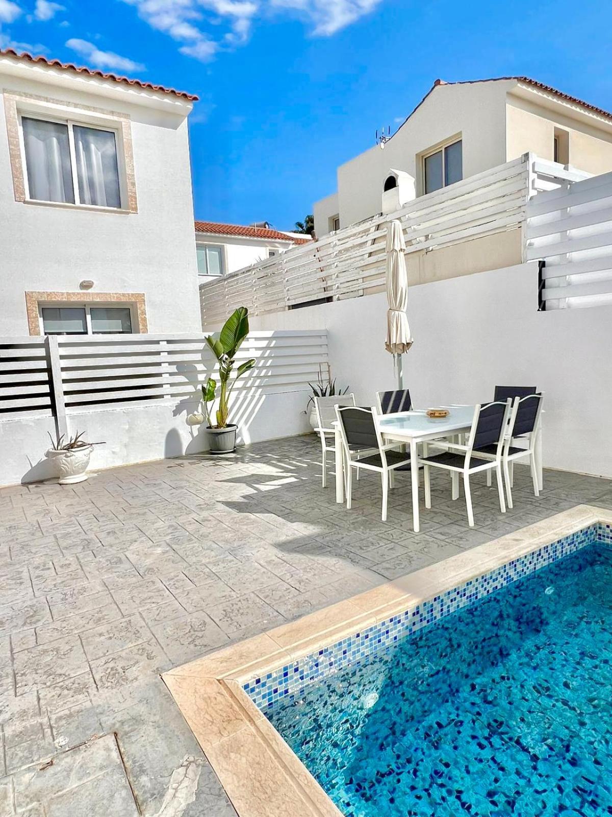 Dafni Villa Ekaterina 3 Bdrm Protaras Exterior foto